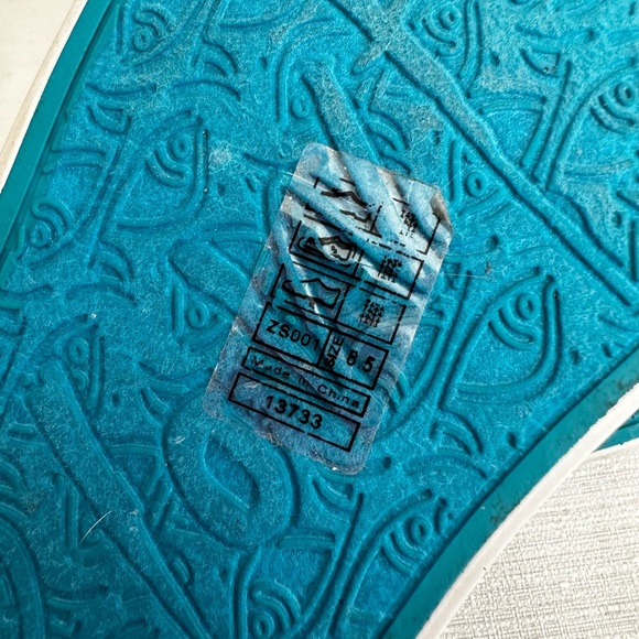 New Blowfish Moki Gray Cheetah Patchwork Fabric Plush Mules Woman’s 8.5 - Picture 11 of 12